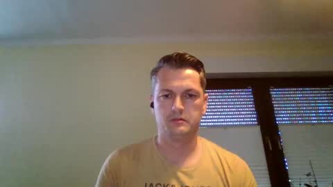 piercingsxxx online show from April 15, 4:07 pm