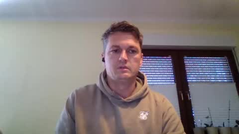 piercingsxxx online show from April 25, 12:30 pm