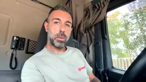 Snapshot of pierotu chatting on September 26, 12:03 pm pierotu online show from September 26, 12:03 pm