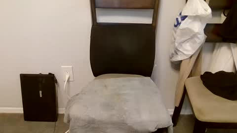 pigdaddy99 online show from December 16, 4:27 pm