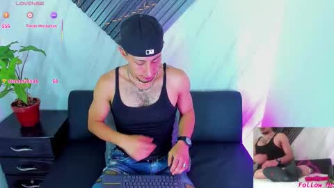  Eddy Brock... Its a pleasure to talk to...  online show from November 27, 12:58 am