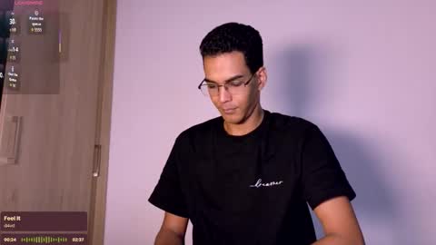 pikashuu7u7 online show from January 10, 6:56 pm