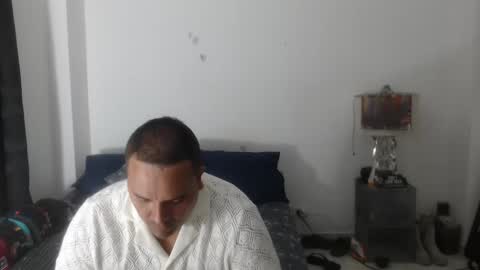 Snapshot of pikoro_gomez chatting on February 2, 4:37 am pikoro_gomez online show from February 2, 4:37 am