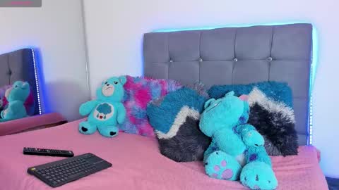 playboy_bunnyy online show from September 25, 6:18 pm