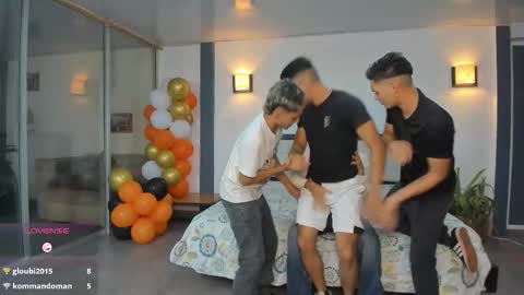   online show from November 22, 11:37 pm