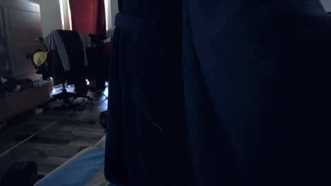 Hello ask me  . Im glad  to see you here in my room. Welcome PVT is open online show from May 25, 6:52 am