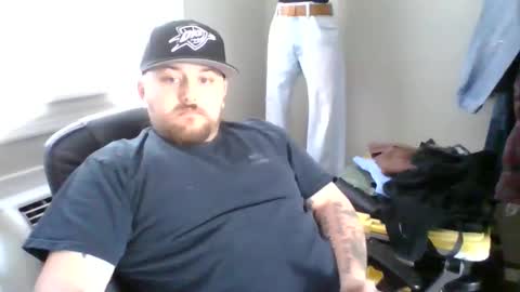 aimtoplease online show from January 7, 4:59 pm