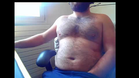 poazergg95 online show from April 22, 9:47 am