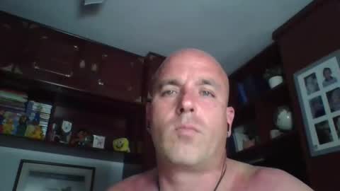 pocoyotop online show from May 1, 10:34 pm