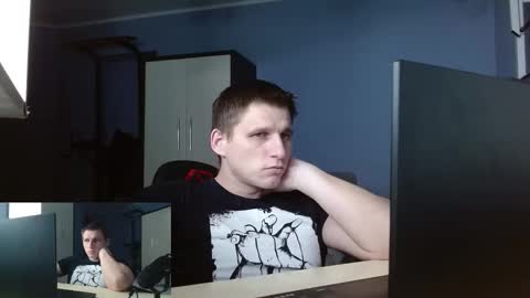 Poliglotjoe2 online show from January 18, 5:20 am