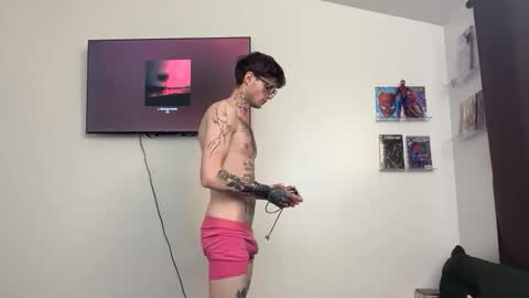 pretty boy online show from February 17, 3:27 am