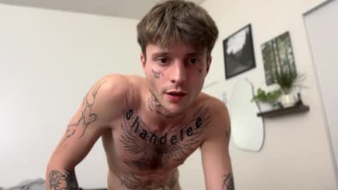 pretty boy online show from July 31, 7:52 am