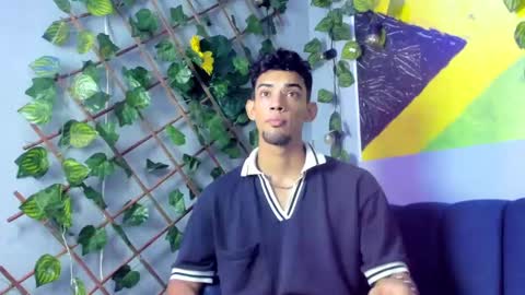 prince_arthur77 online show from September 27, 1:31 pm