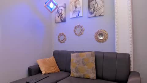 prince_arthur77 online show from February 9, 12:41 pm