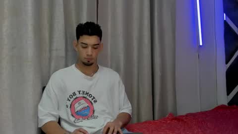 prince_arthur77 online show from December 28, 12:57 pm