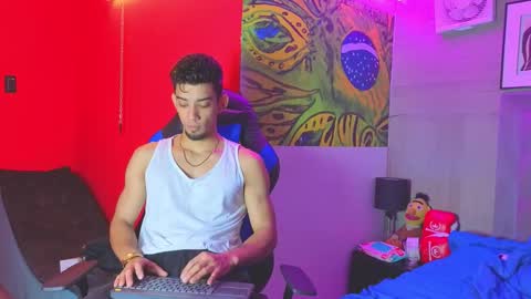 prince_arthur77 online show from March 21, 12:20 pm