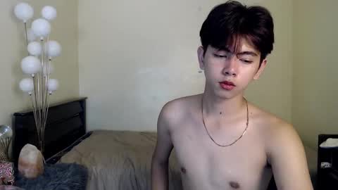 Snapshot of princecalix chatting on September 16, 7:25 pm princecalix online show from September 16, 7:25 pm