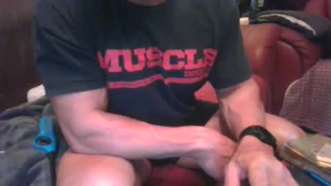 MUSCLEGOD online show from December 7, 10:06 pm