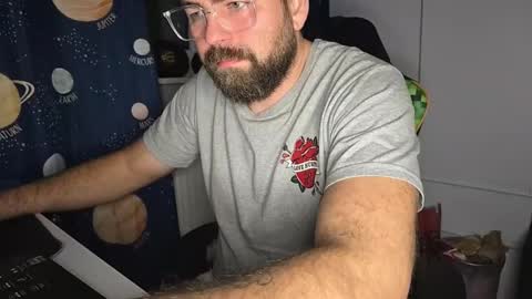 Snapshot of ptoku1985 chatting on October 9, 6:51 am ptoku1985 online show from October 9, 6:51 am