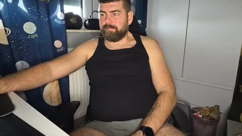 Snapshot of ptoku1985 chatting on October 10, 7:24 am ptoku1985 online show from October 10, 7:24 am