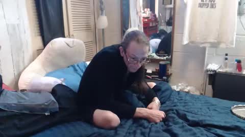 puff0169 online show from March 23, 4:35 pm