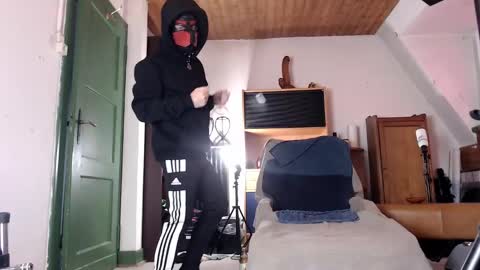 Pup Jake wants to play online show from February 22, 2:16 pm