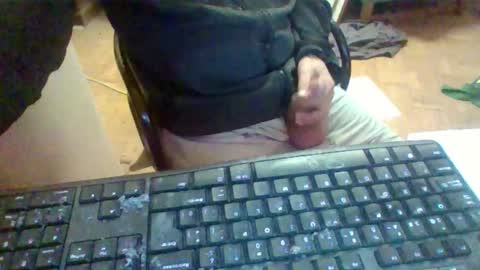 pup_y online show from September 22, 9:47 pm