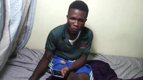 Pureblack  online show from February 12, 1:06 pm