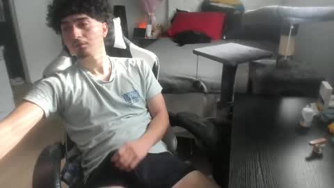 qwert4206 online show from February 20, 11:49 pm