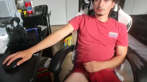 qwert4206 online show from April 11, 11:52 pm