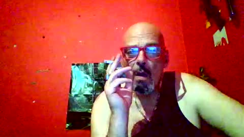 qwertyuiop22348015 online show from May 10, 7:59 pm