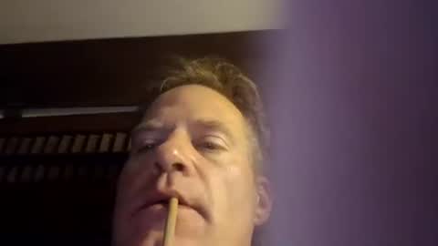 r04233054 online show from January 6, 8:18 am