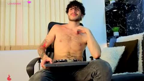 R A F A E L online show from December 3, 9:10 pm