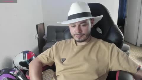 ragnar_lothbrok77 online show from September 11, 6:51 pm