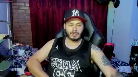 ragnar_lothbrok77 online show from February 18, 1:54 am