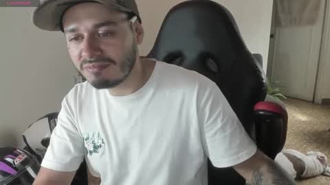 ragnar_lothbrok77 online show from September 15, 7:48 pm