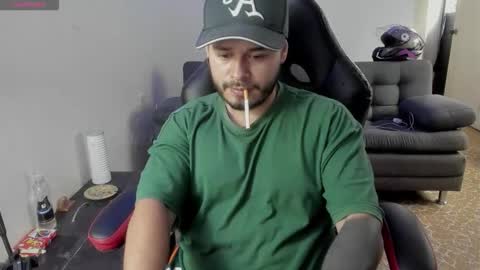 ragnar_lothbrok77 online show from February 15, 9:34 pm