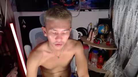 ralfhuge24 online show from March 23, 1:06 pm