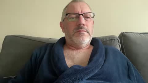randyboyandy online show from November 4, 8:04 am