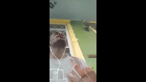 raulandjackson345 online show from May 18, 9:41 pm