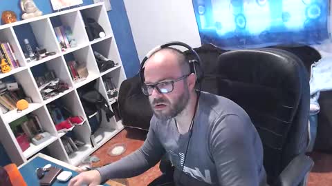 ravingr3d3 online show from October 31, 9:23 am