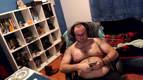 Snapshot of ravingr3d3 chatting on January 22, 11:43 pm ravingr3d3 online show from January 22, 11:43 pm
