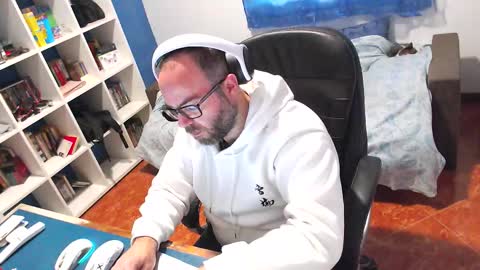 ravingr3d3 online show from January 16, 11:46 am