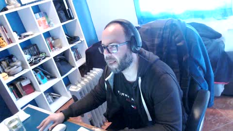 Snapshot of ravingr3d3 chatting on December 30, 8:54 am ravingr3d3 online show from December 30, 8:54 am