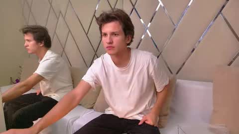 JESSEE online show from September 22, 4:34 am