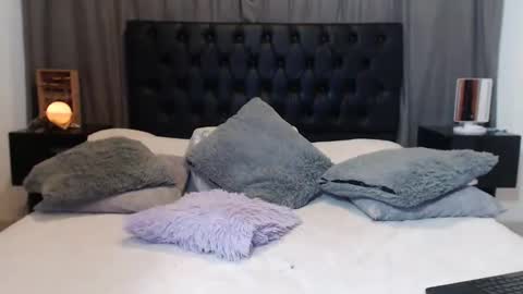 Snapshot of ray_weed chatting on January 19, 11:53 pm Ray online show from January 19, 11:53 pm