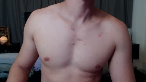 Snapshot of ray_weed chatting on February 22, 1:44 am Ray online show from February 22, 1:44 am