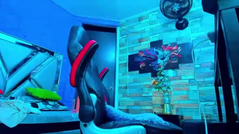 rayan_black online show from December 15, 5:13 am