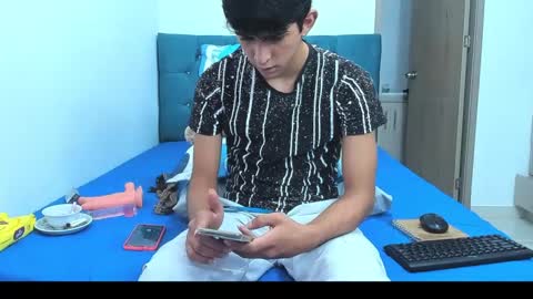 rayan_black online show from January 17, 9:32 pm