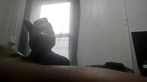 razor20221 online show from February 19, 3:16 pm